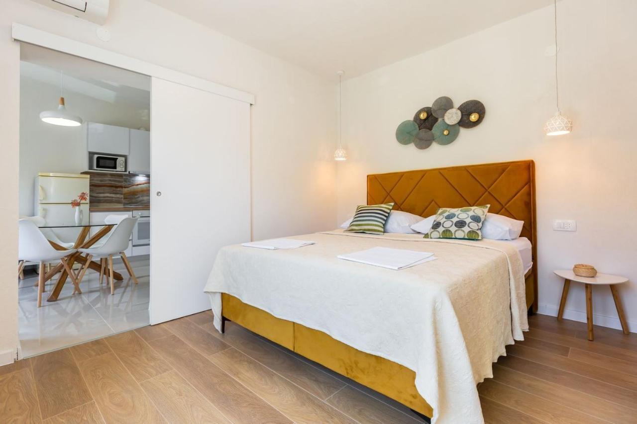 Tatijana Holiday Apartments Makarska Exterior photo