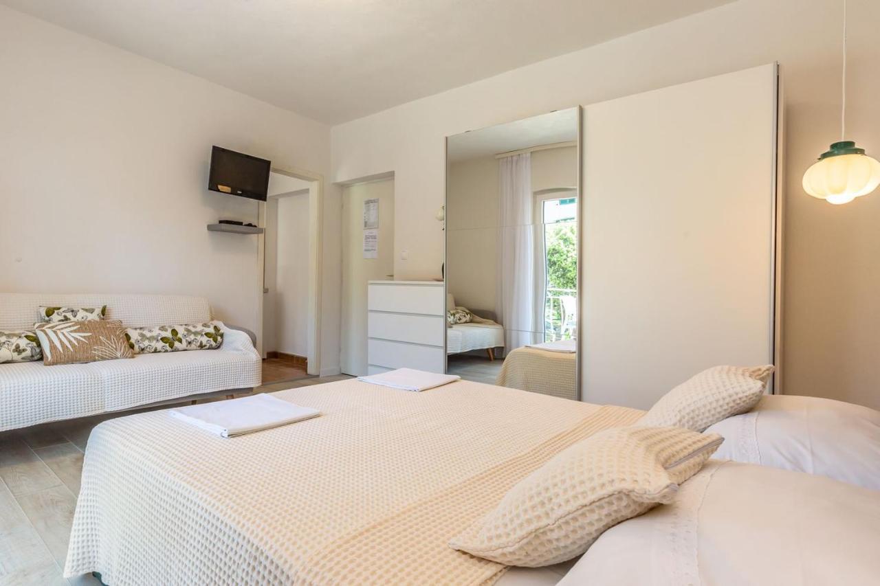 Tatijana Holiday Apartments Makarska Exterior photo