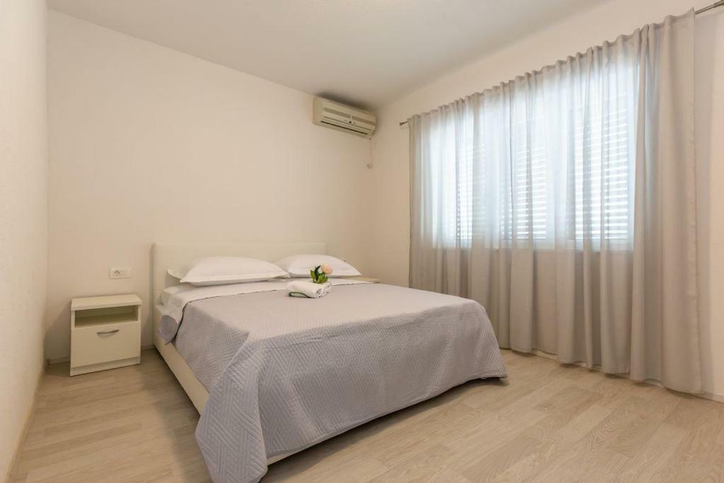 Tatijana Holiday Apartments Makarska Exterior photo