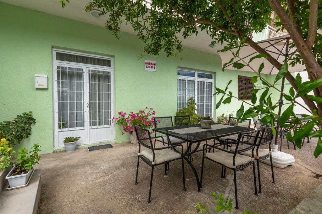 Tatijana Holiday Apartments Makarska Exterior photo